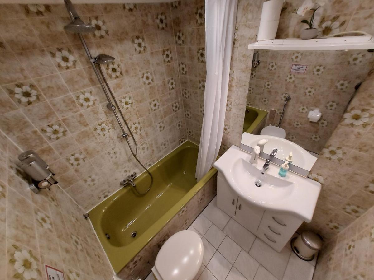 Vintage Apartment Cologne Extérieur photo